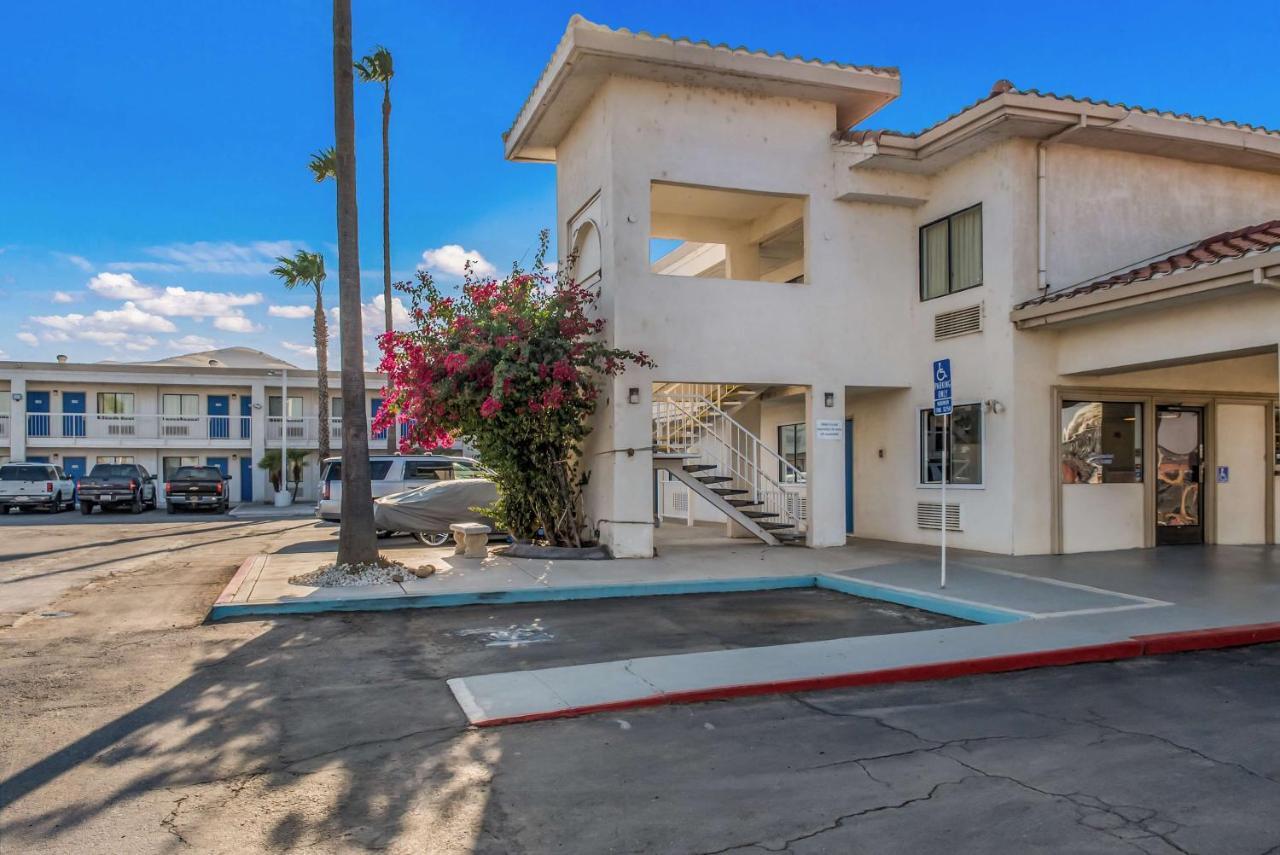Motel 6-Westley, Ca Екстериор снимка